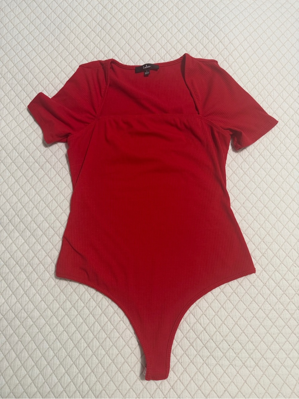 Lulus Red Ribbed Short Sleeve Cutout Back Bodysuit Siz